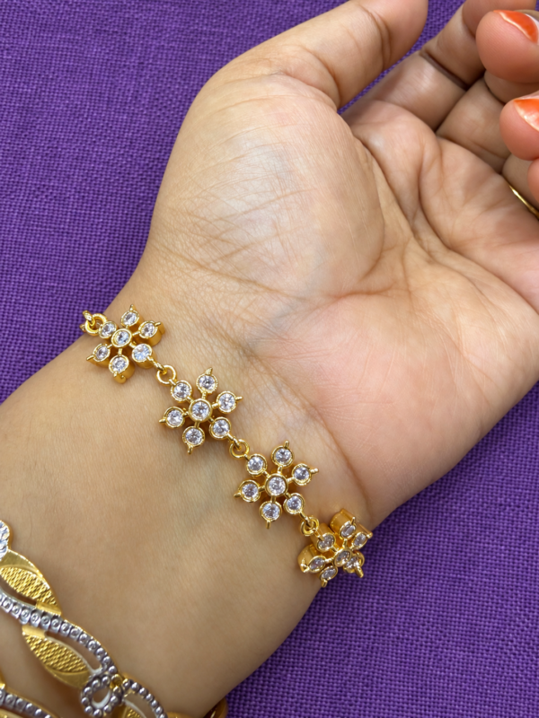 Bracelet