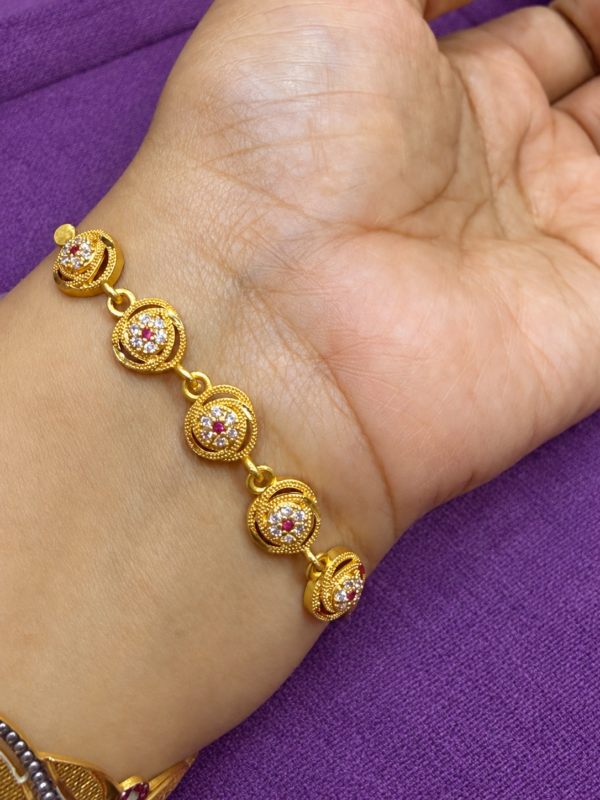 Bracelet