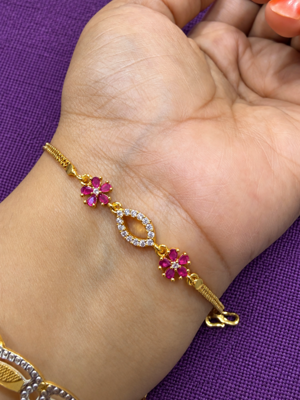 Bracelet