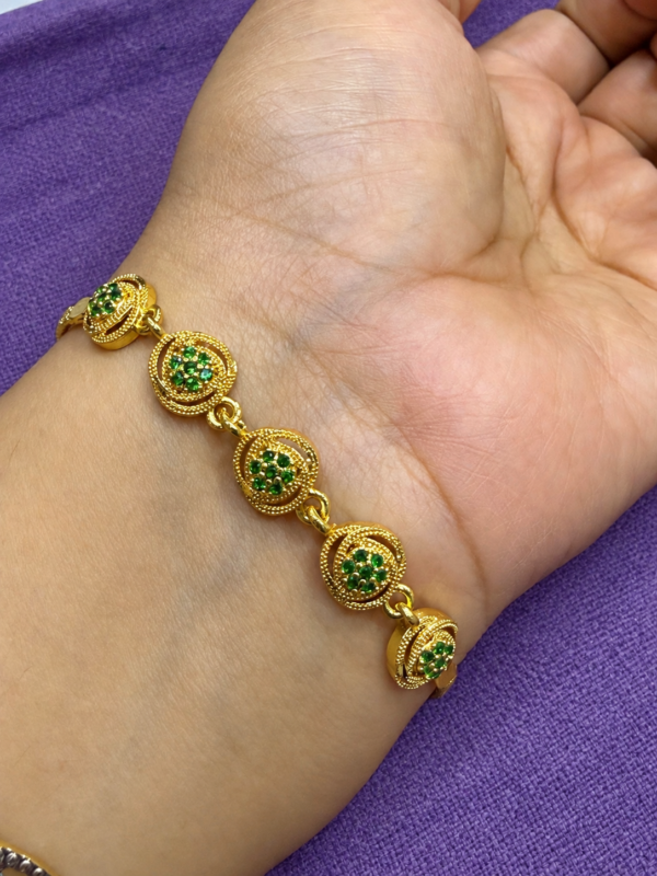 Bracelet