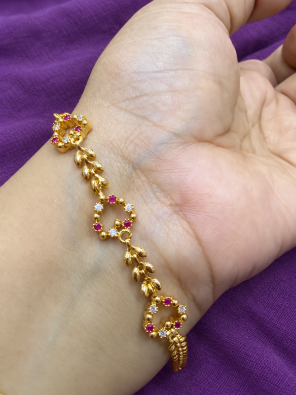 Bracelet